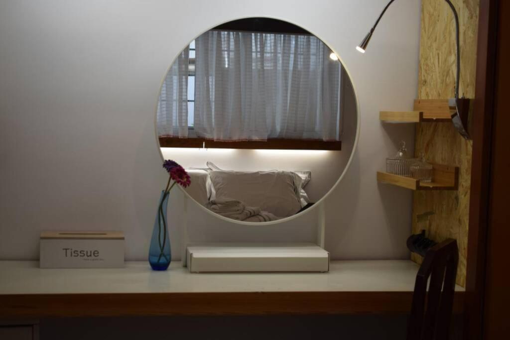 3H Myrto Ενα Λειτουργικό Studio Κοντά Στην Αθήνα ภายนอก รูปภาพ