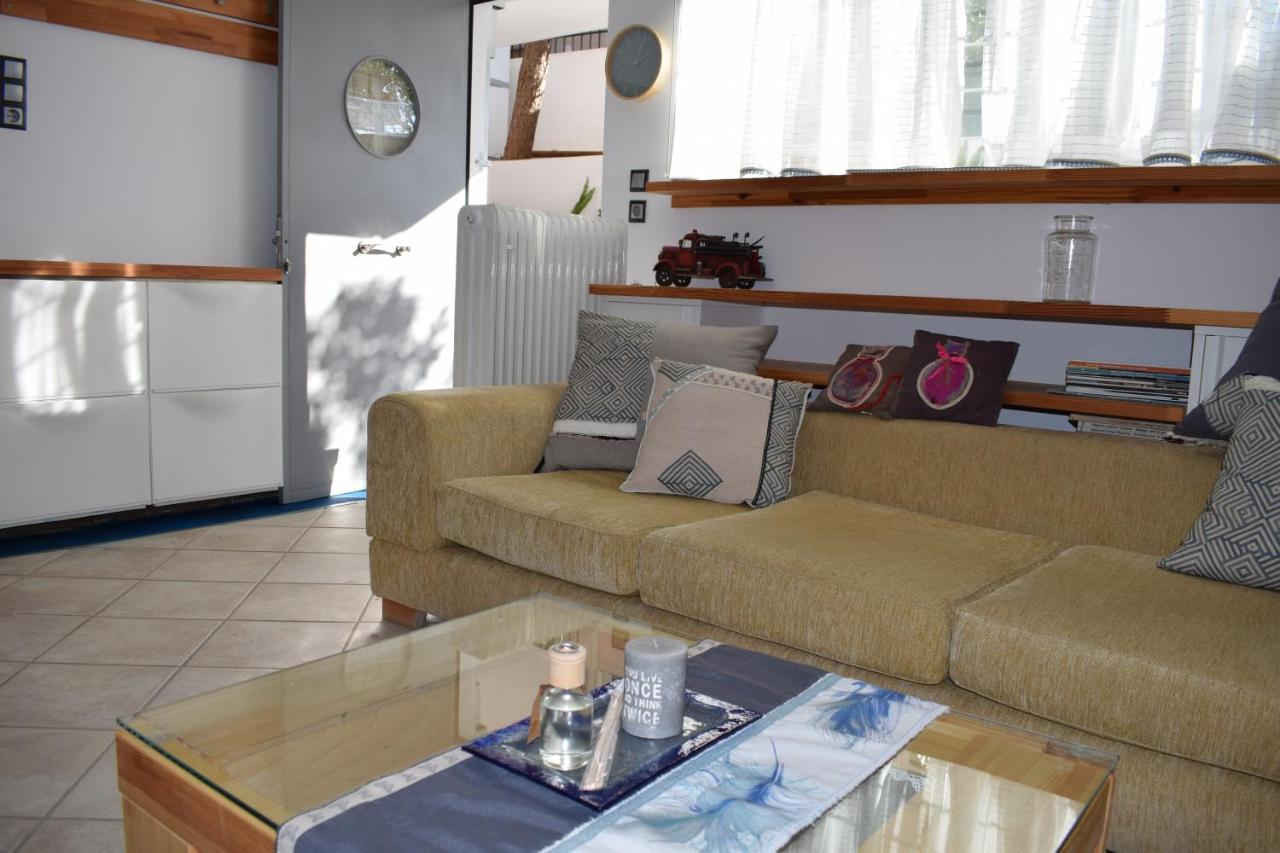 3H Myrto Ενα Λειτουργικό Studio Κοντά Στην Αθήνα ภายนอก รูปภาพ